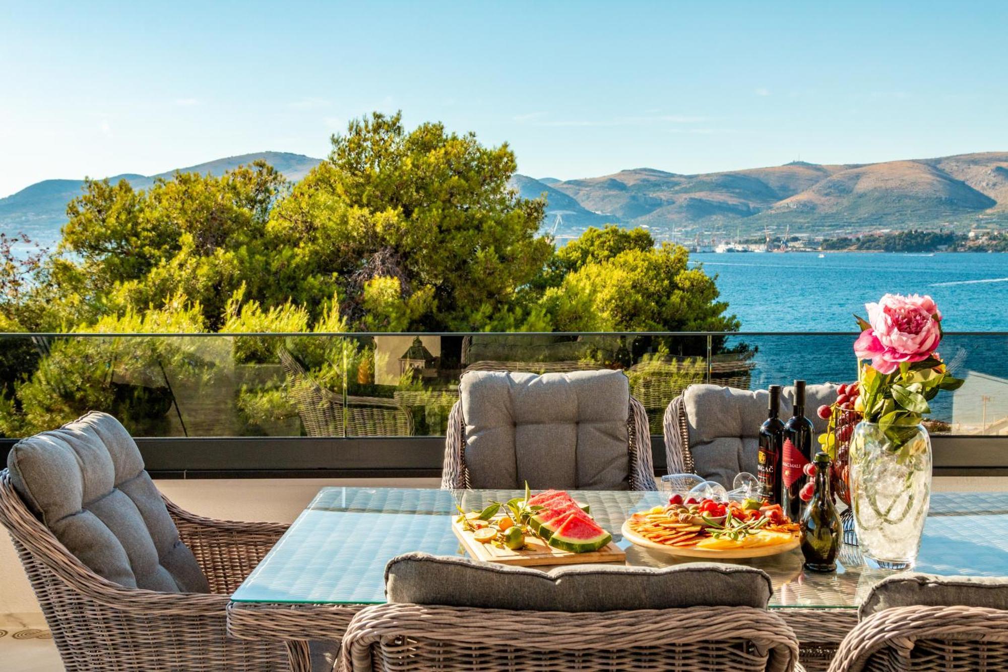 Beach Villa Valentina Трогир Номер фото