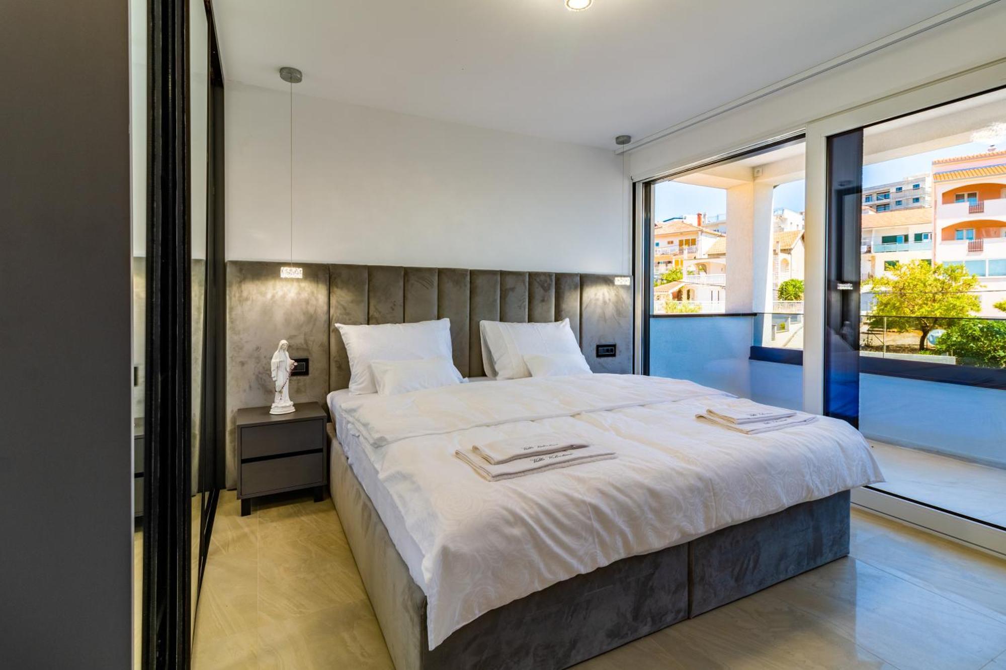 Beach Villa Valentina Трогир Номер фото
